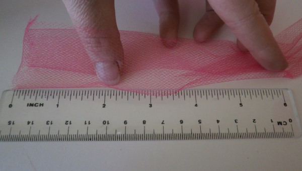 Measuring the tulle