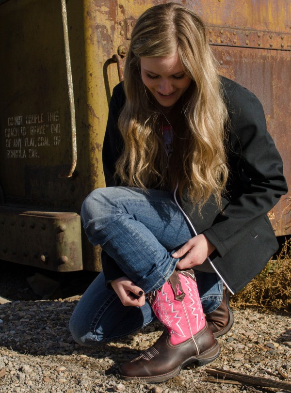 Durango's Pink Breast Cancer Awareness boots
