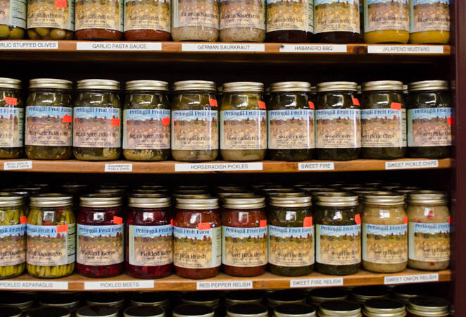 Sauces and canned Pettingill's produce