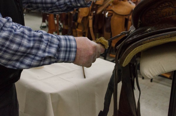 How to Clean a Western Saddle - What We Recommend