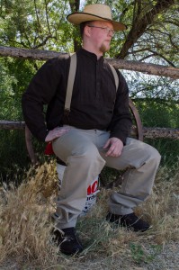 Sitting in the Utah shade, this is a great men's outfit - and a bucket seat lets you stop for rest!