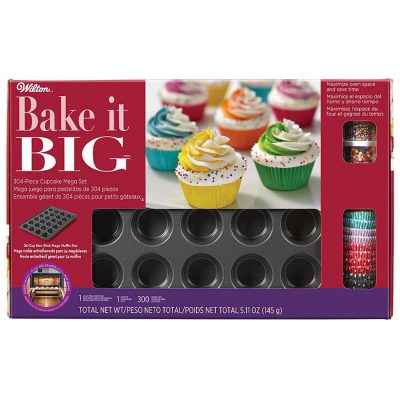 Wilton's Bake It Big Mega Cupcake Set
